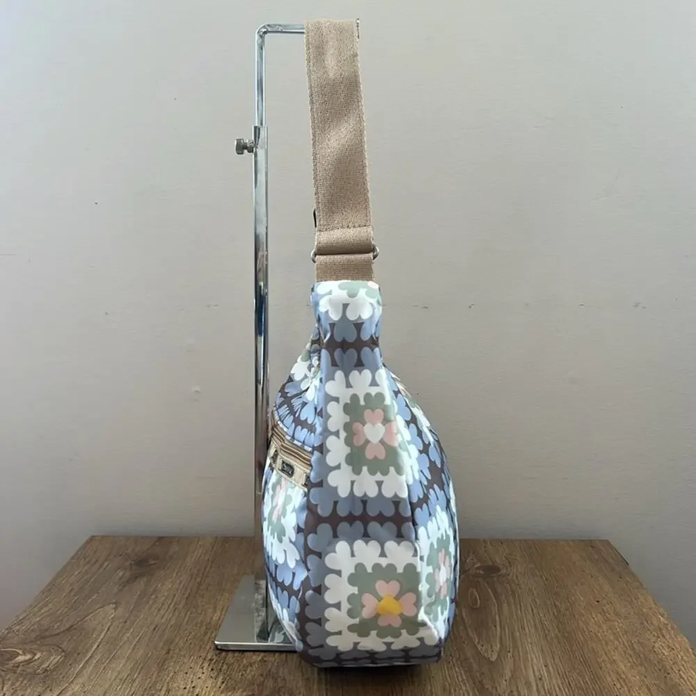 LeSportSac Hobo in Heart Print
